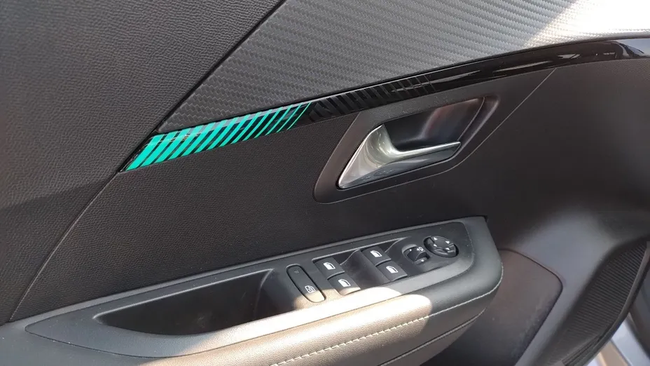 PEUGEOT 208 208 1.2 PureTech Allure Pack S&S EAT8