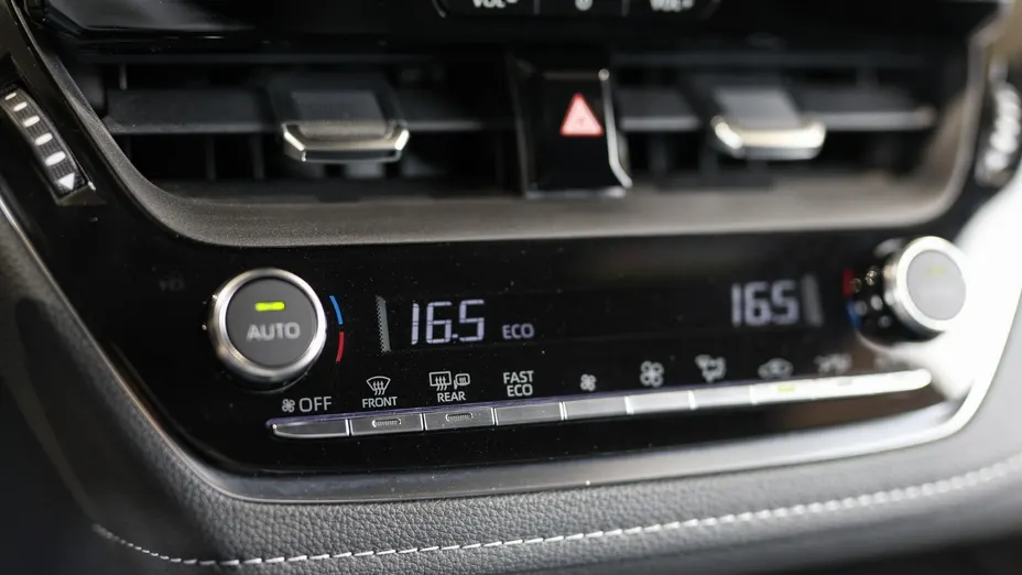 TOYOTA Corolla Corolla 1.8 Hybrid Style