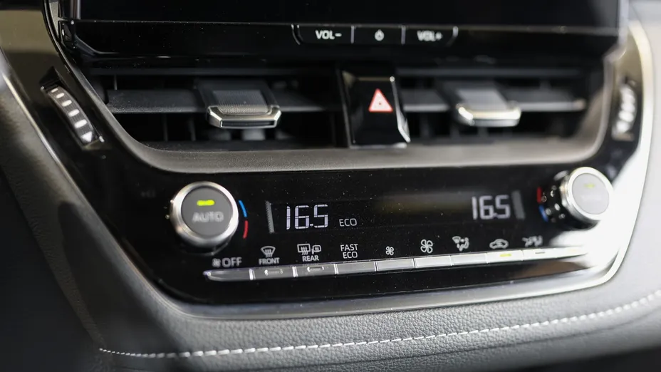 TOYOTA Corolla Corolla 1.8 Hybrid Style