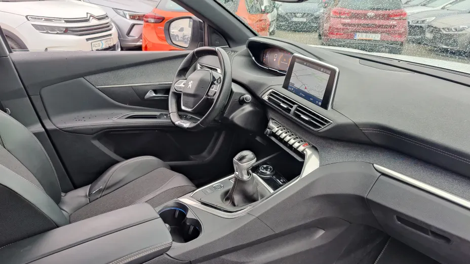 PEUGEOT 5008 5008 1.2 PureTech GT S&S