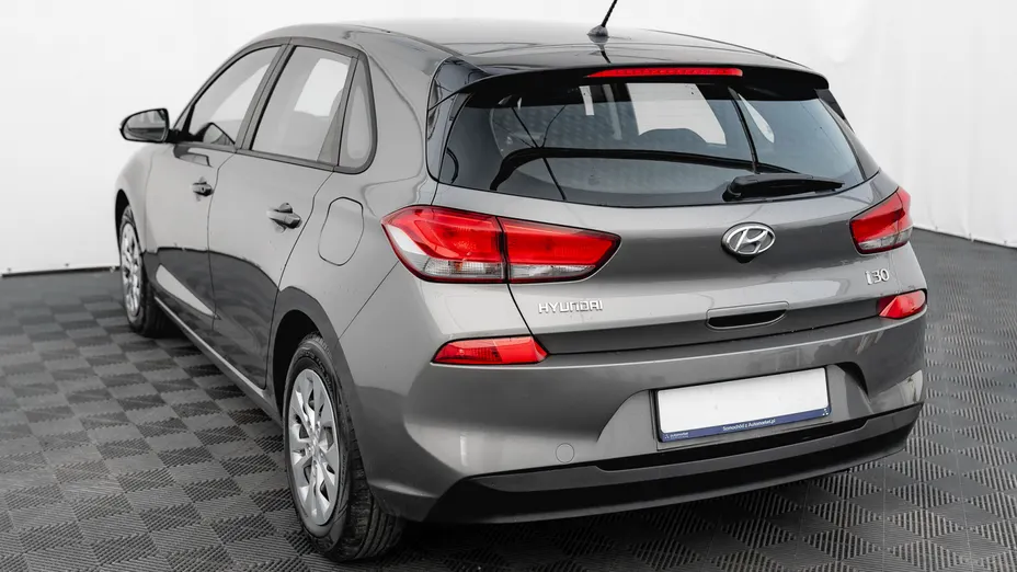 HYUNDAI i30 i30 1.4 Classic +