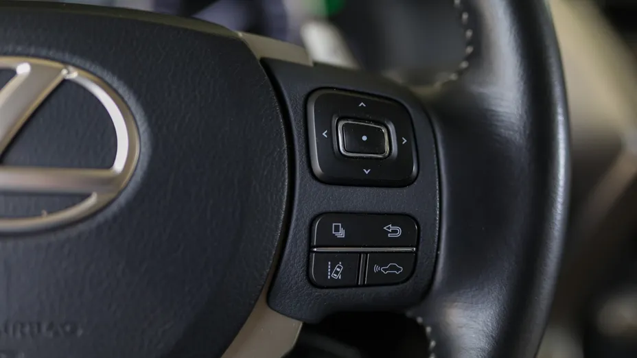 LEXUS NX NX 300h Prestige AWD