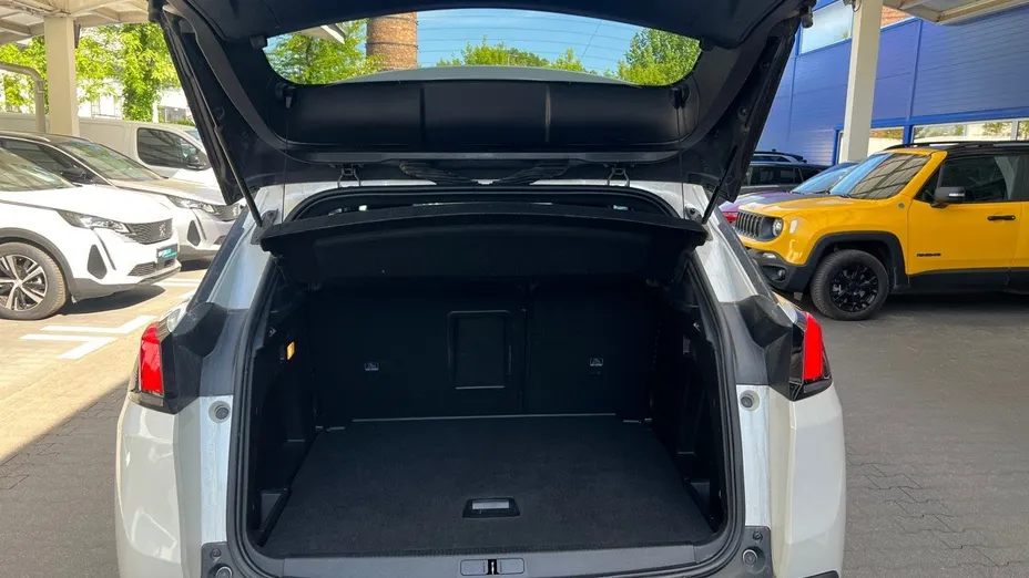 PEUGEOT 3008 3008 1.2 PureTech Allure Pack S&S EAT8