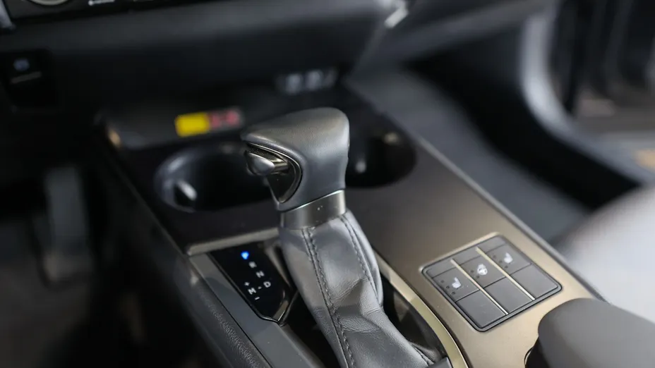 LEXUS UX UX 200 GPF F Sport Design+ 2WD