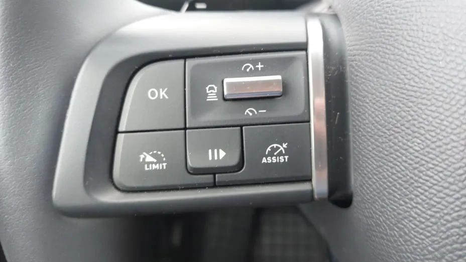 CITROEN C4 C4 1.2 PureTech Max S&S EAT8