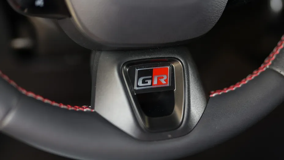 TOYOTA C-HR C-HR 2.0 PHEV Dynamic Force GR Sport Premiere Edition