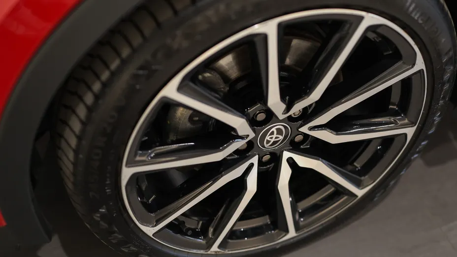 TOYOTA C-HR C-HR 2.0 PHEV Dynamic Force GR Sport Premiere Edition