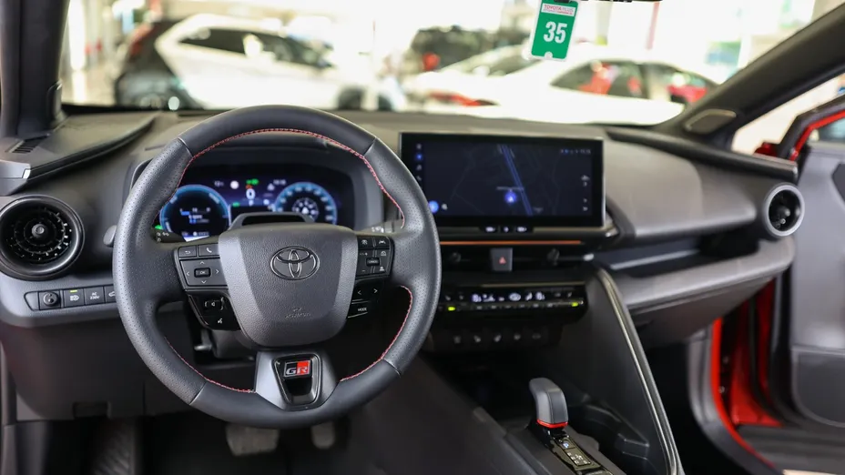 TOYOTA C-HR C-HR 2.0 PHEV Dynamic Force GR Sport Premiere Edition