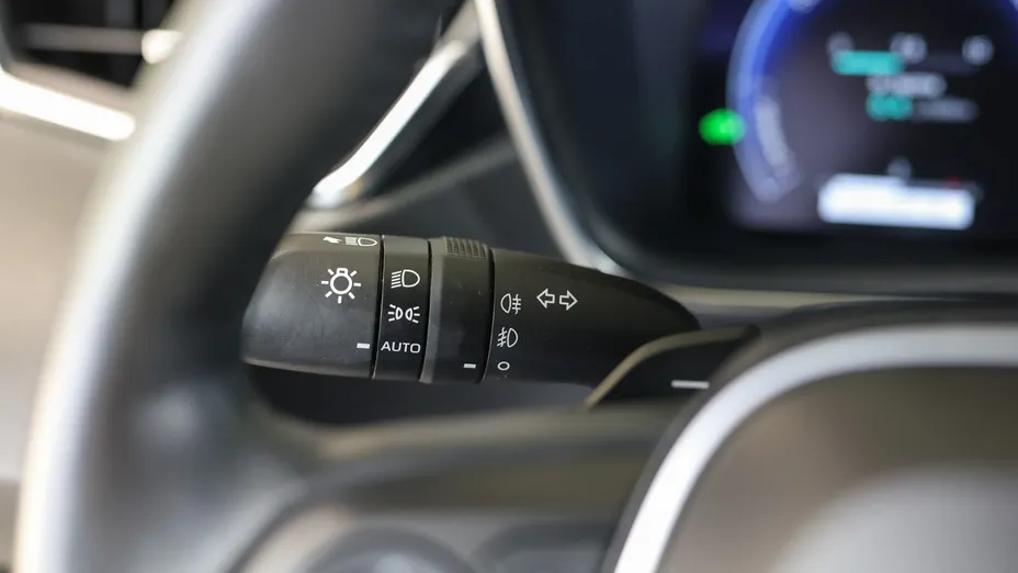 TOYOTA Corolla Corolla 2.0 Hybrid Style