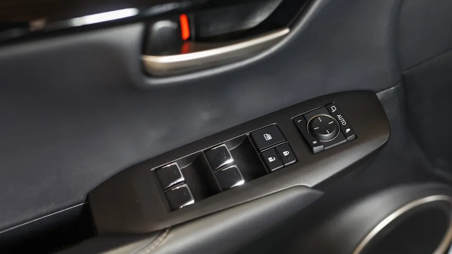 LEXUS NX NX 300h Optimum AWD