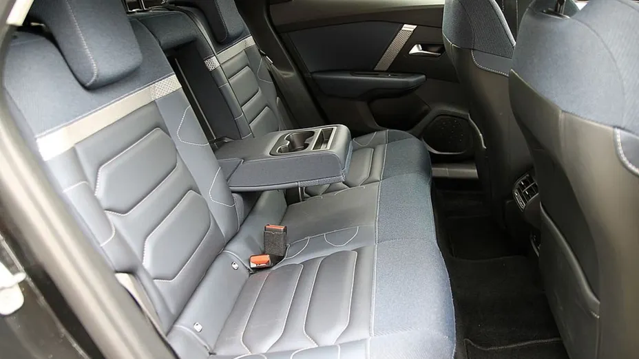 CITROEN C4 C4 1.2 PureTech Shine S&S