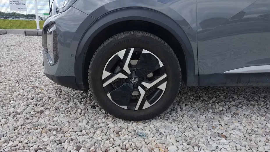 PEUGEOT 2008 2008 PureTech 130 Allure S&S EAT8