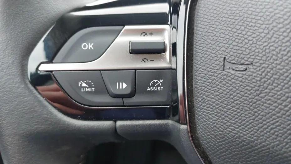 PEUGEOT 308 308 1.2 PureTech Allure S&S EAT8