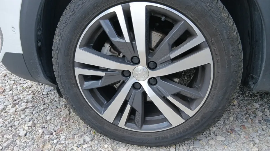 PEUGEOT 3008 3008 1.2 PureTech Allure Pack S&S EAT8
