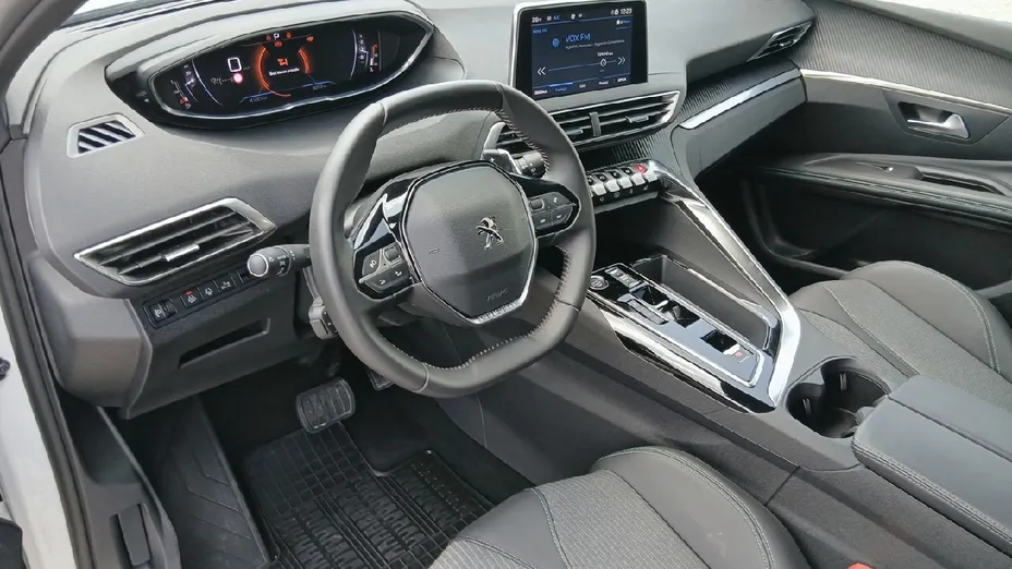 PEUGEOT 3008 3008 1.2 PureTech Allure Pack S&S EAT8