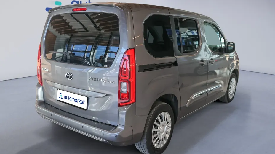 TOYOTA Proace City Verso Proace City Verso 1.5 D-4D Business