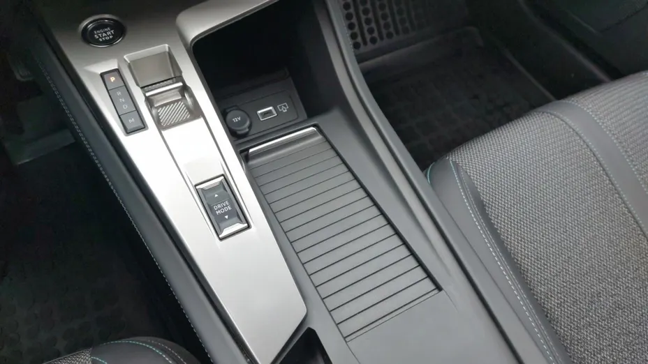 PEUGEOT 308 308 1.2 PureTech Allure S&S EAT8