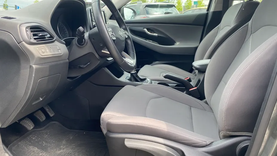 HYUNDAI i30 i30 1.5 DPI Modern