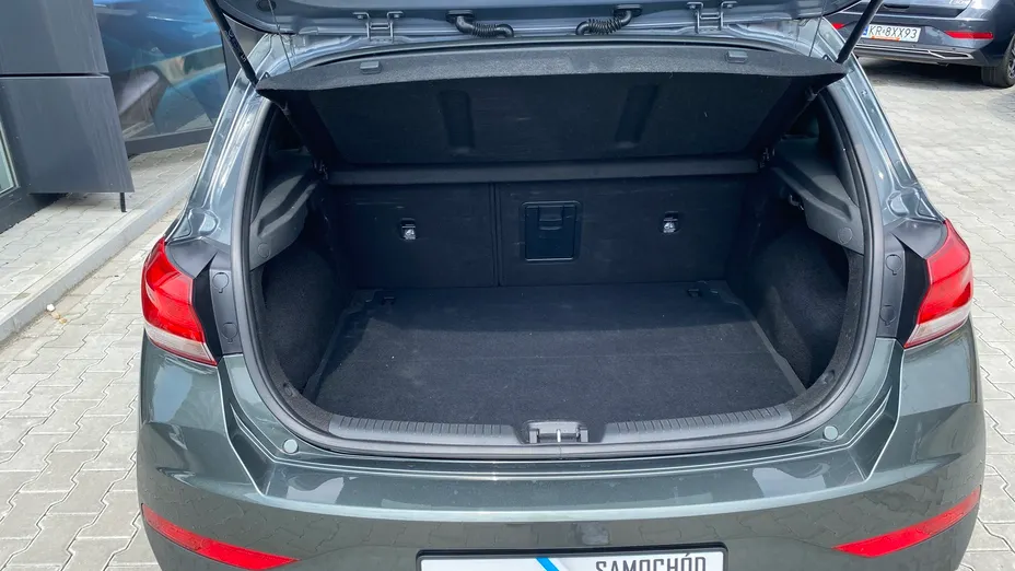 HYUNDAI i30 i30 1.5 DPI Modern