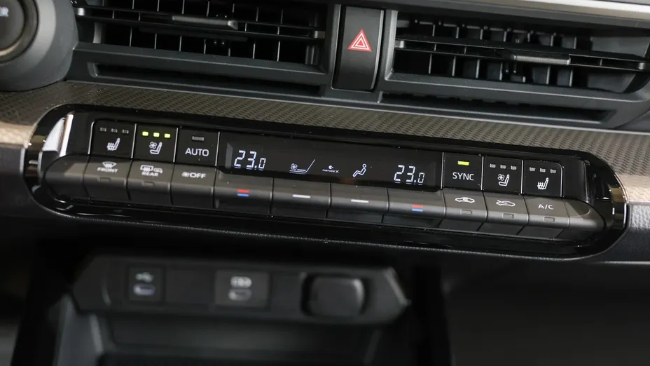 TOYOTA Prius Prius Plug-in 2.0 Hybrid Executive