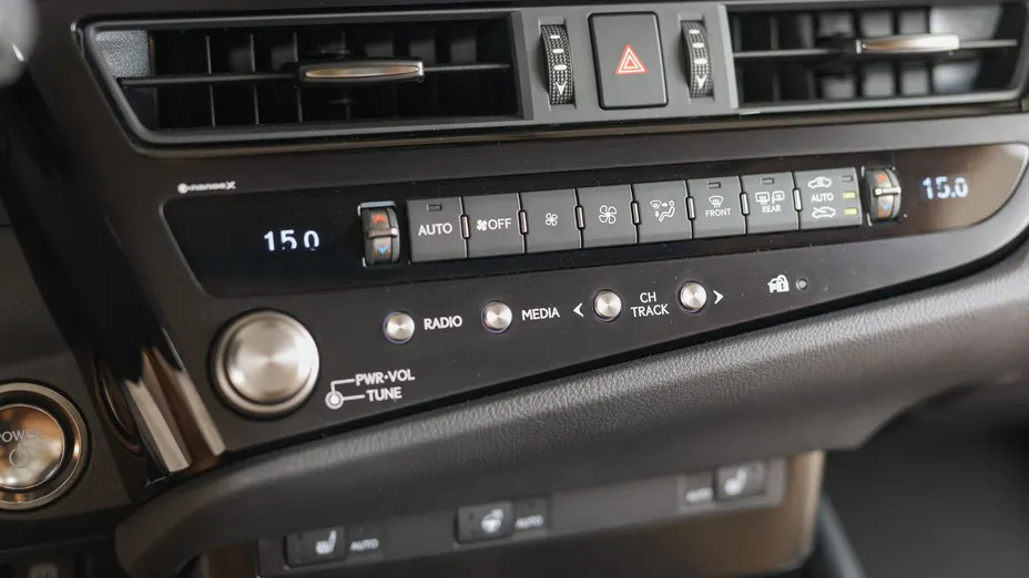 LEXUS ES ES 300h Business Edition