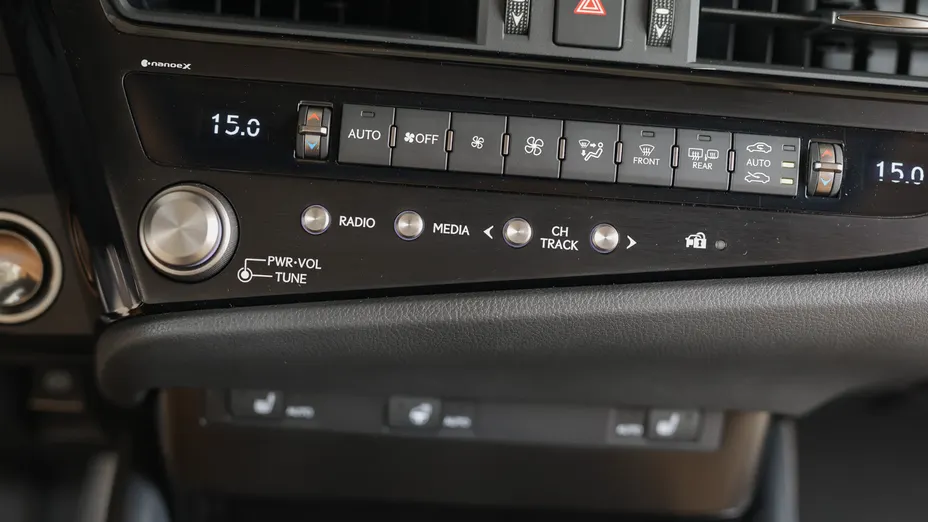 LEXUS ES ES 300h Business Edition