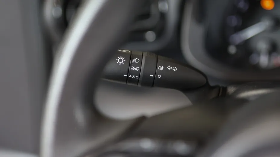 TOYOTA Yaris Yaris 1.0 Active