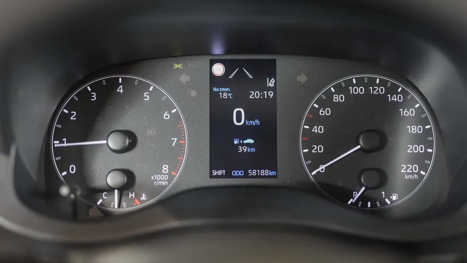 TOYOTA Yaris Yaris 1.0 Active