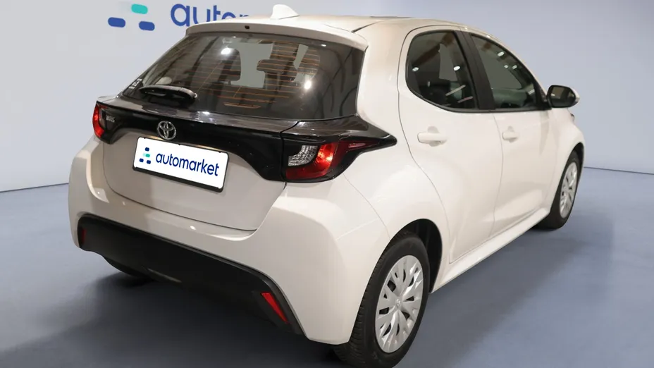 TOYOTA Yaris Yaris 1.0 Active
