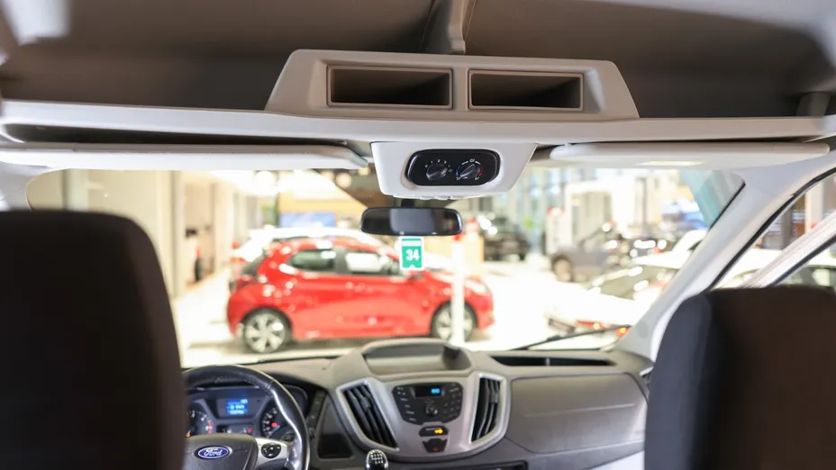 FORD Transit Transit Kombi 310 L2H3 Trend