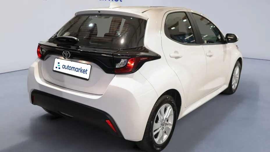 TOYOTA Yaris Yaris 1.5 Comfort