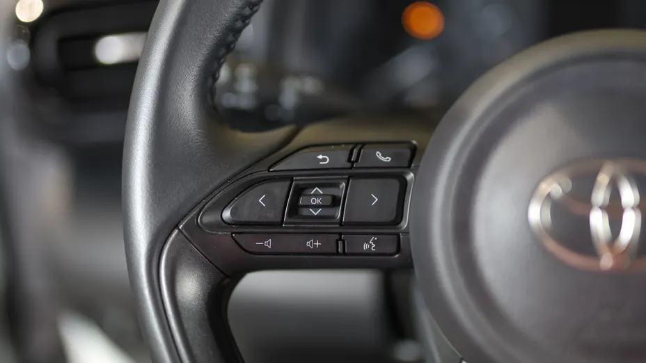 TOYOTA Yaris Yaris 1.5 Comfort