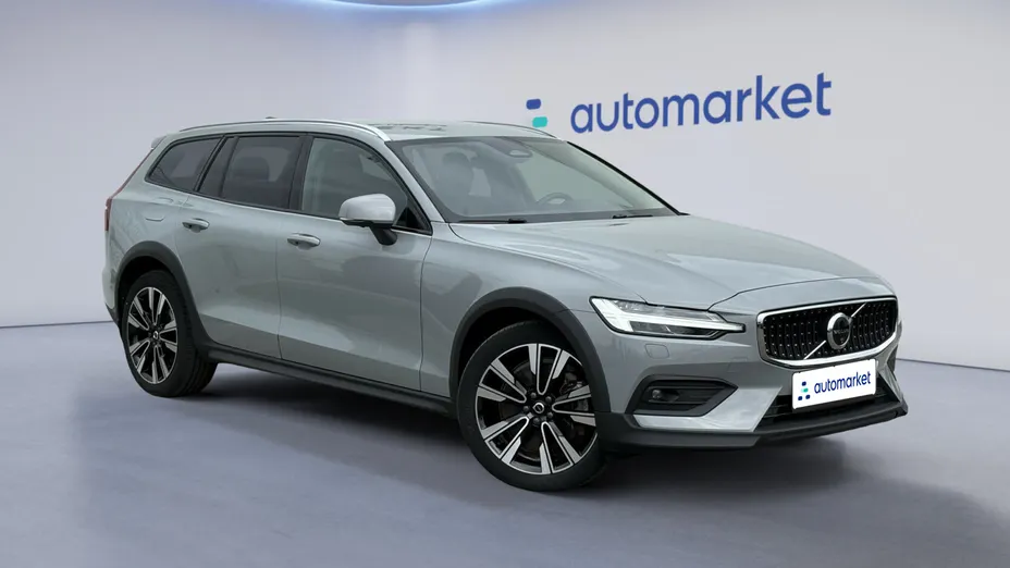 VOLVO V60 V60 CC Plus B5 B AWD aut