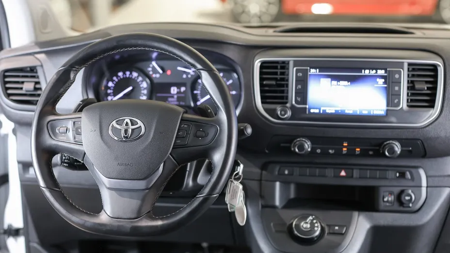 TOYOTA Proace Proace 2.0 D-4D Long 3,0t (bryg.)