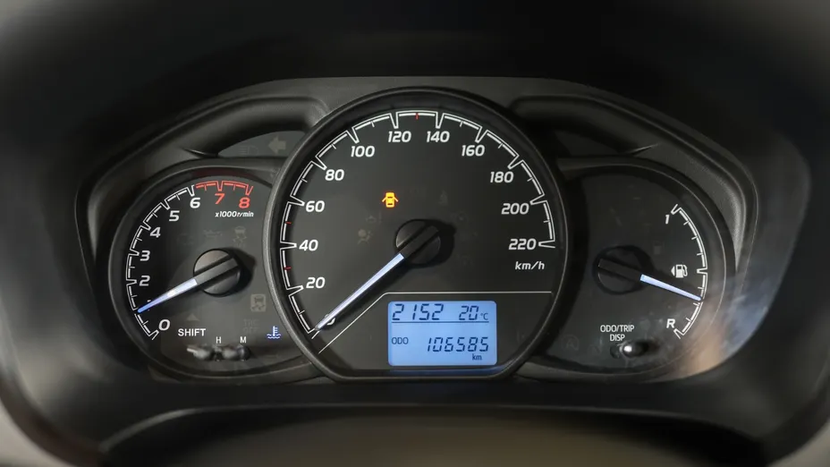 TOYOTA Yaris Yaris 1.0 Active