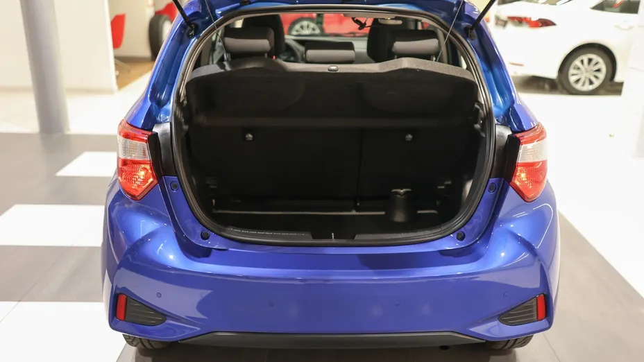 TOYOTA Yaris Yaris 1.0 Active