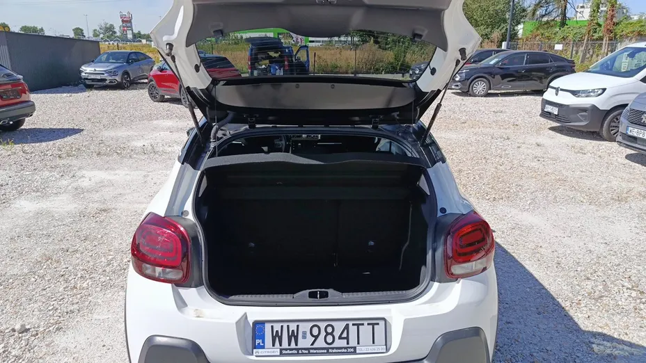 CITROEN C3 C3 1.2 PureTech Shine EAT6