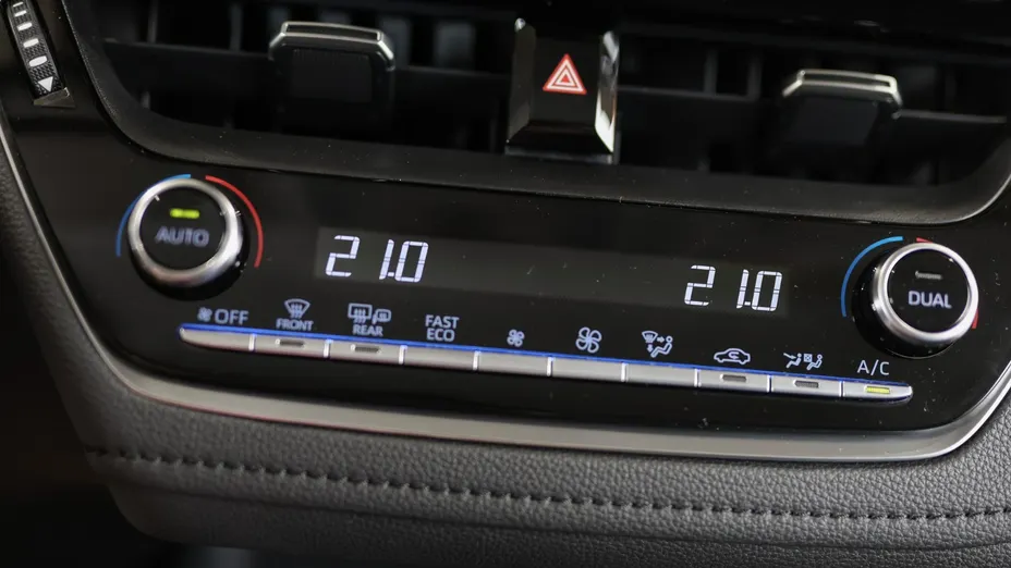 TOYOTA Corolla Corolla 1.8 Hybrid Comfort