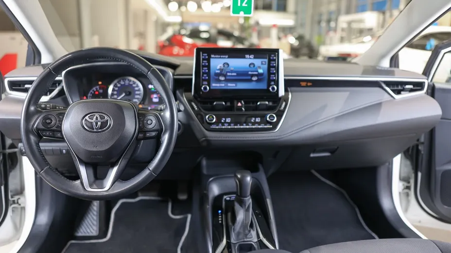 TOYOTA Corolla Corolla 1.8 Hybrid Comfort