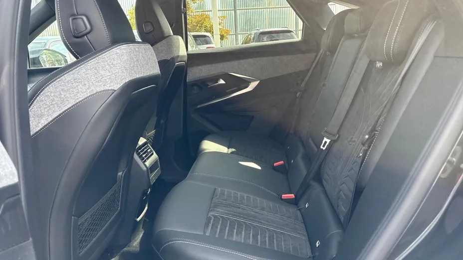 PEUGEOT 3008 3008 1.2 PureTech mHEV GT S&S e-DCS6