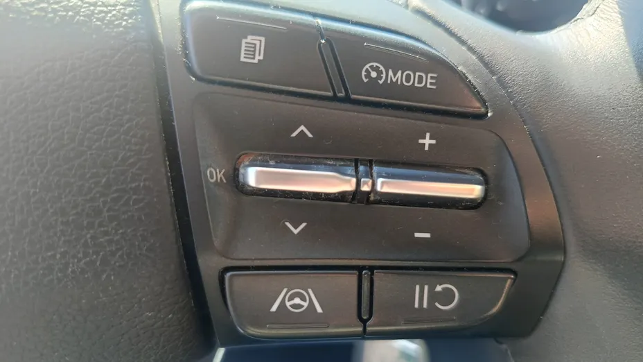 HYUNDAI i30 i30 1.5 DPI Comfort