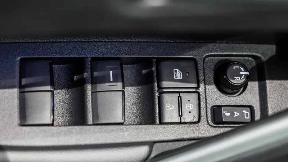 TOYOTA Corolla Cross Corolla Cross 2.0 Hybrid Executive