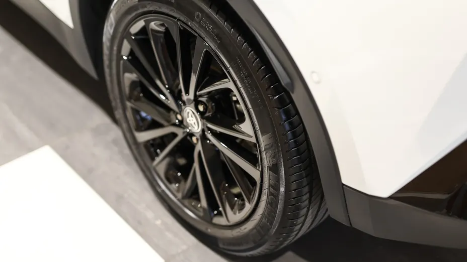 TOYOTA C-HR C-HR 2.0 Hybrid Dynamic Force GR Sport