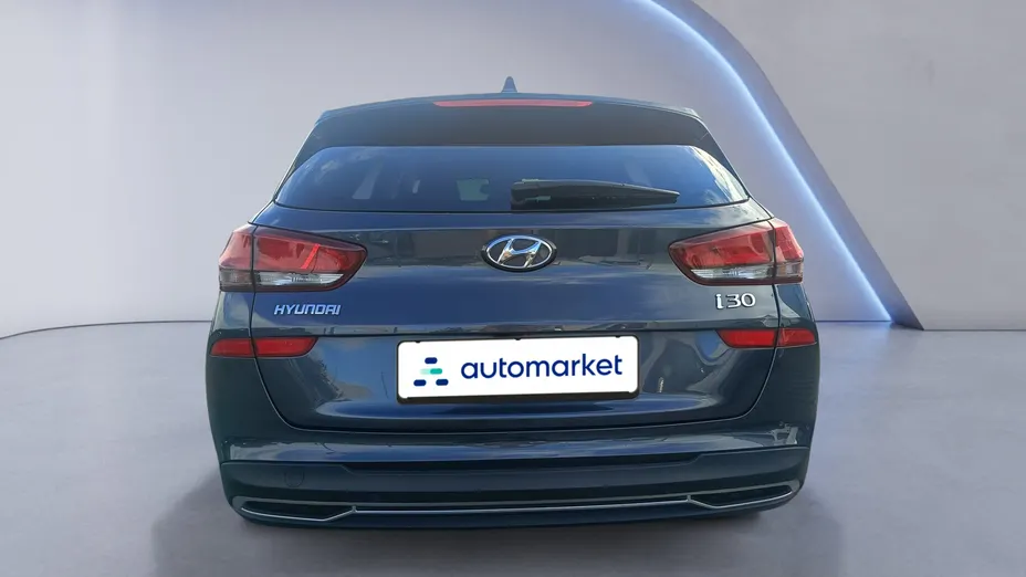 HYUNDAI i30 i30 1.5 DPI Comfort