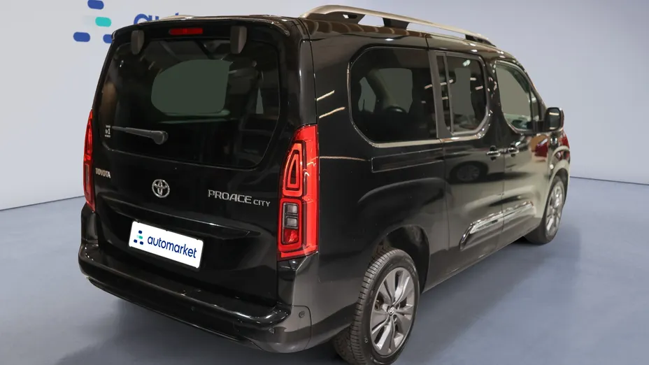 TOYOTA Proace City Verso Proace City Verso Long 1.2 D-4T Family Aut.