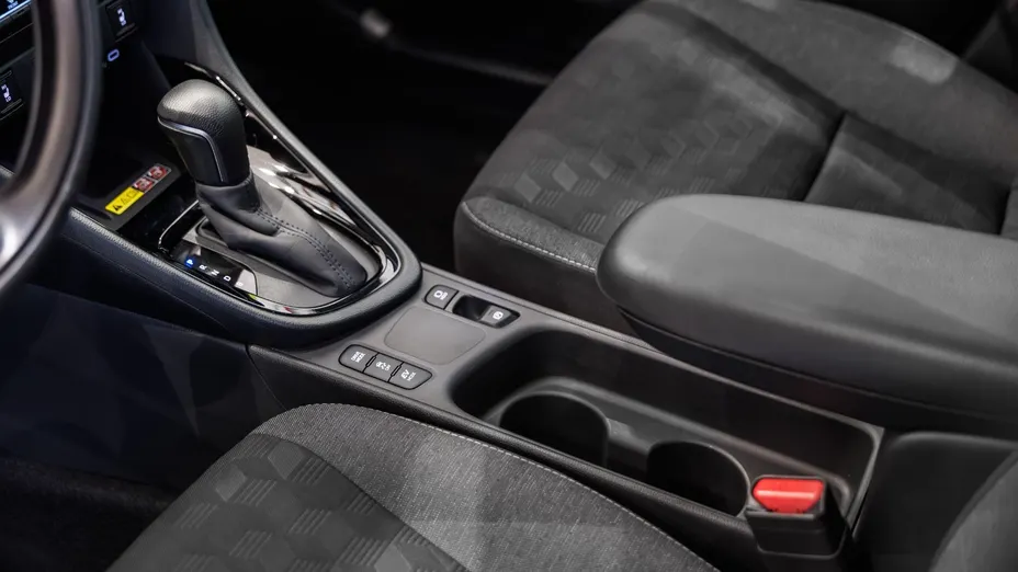 TOYOTA Yaris Yaris Hybrid 1.5 Style