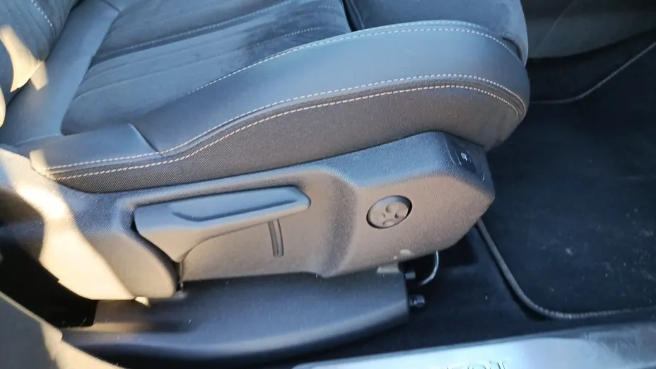 PEUGEOT 5008 5008 1.5 BlueHDi GT S&S EAT8