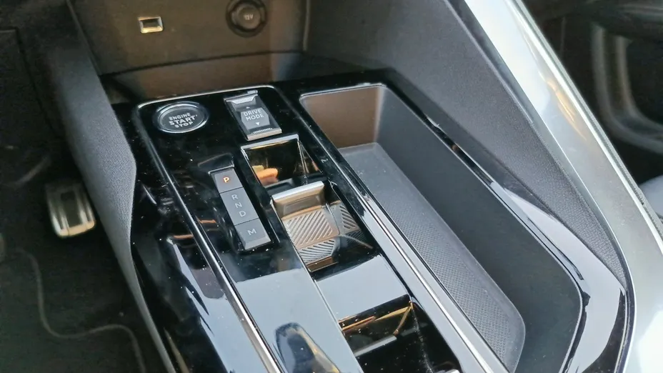 PEUGEOT 5008 5008 1.5 BlueHDi GT S&S EAT8