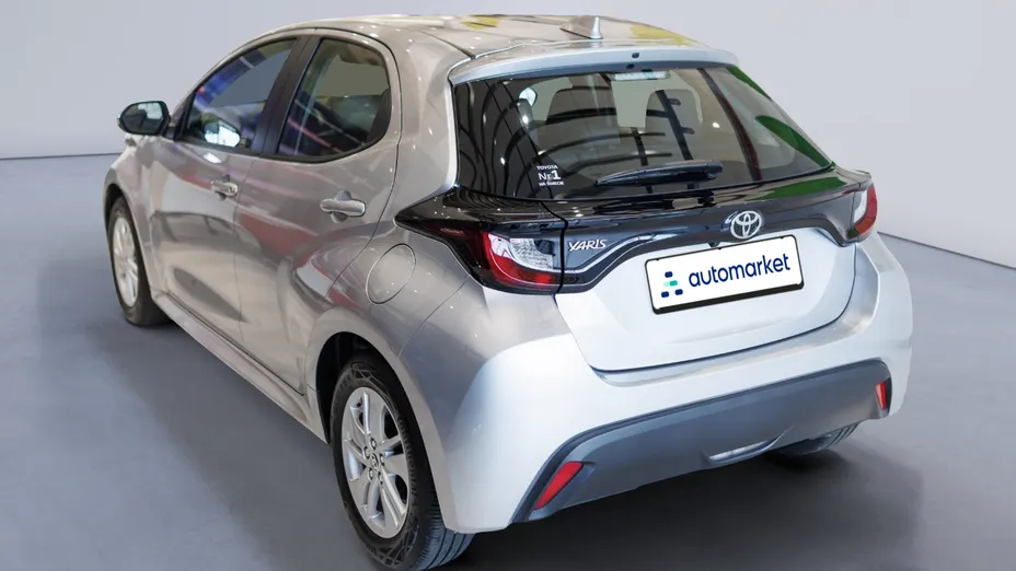 TOYOTA Yaris Yaris 1.5 Comfort