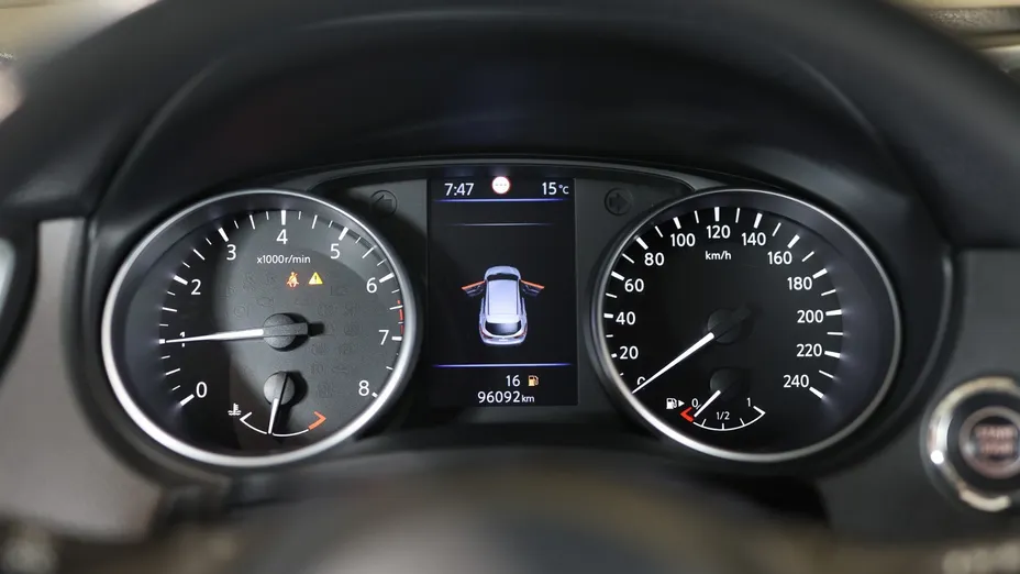 NISSAN Qashqai Qashqai 1.3 DIG-T N-Connecta